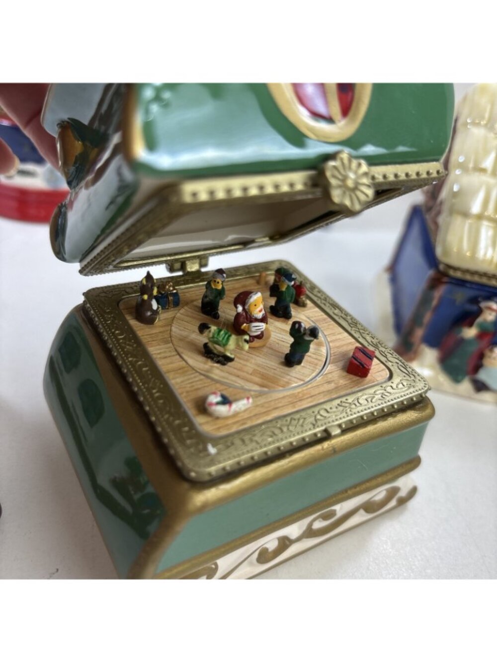 Set of 5 Mr. Christmas Ornaments Hinged Musical Boxes with Animated Carousels - Picture 3 of 8